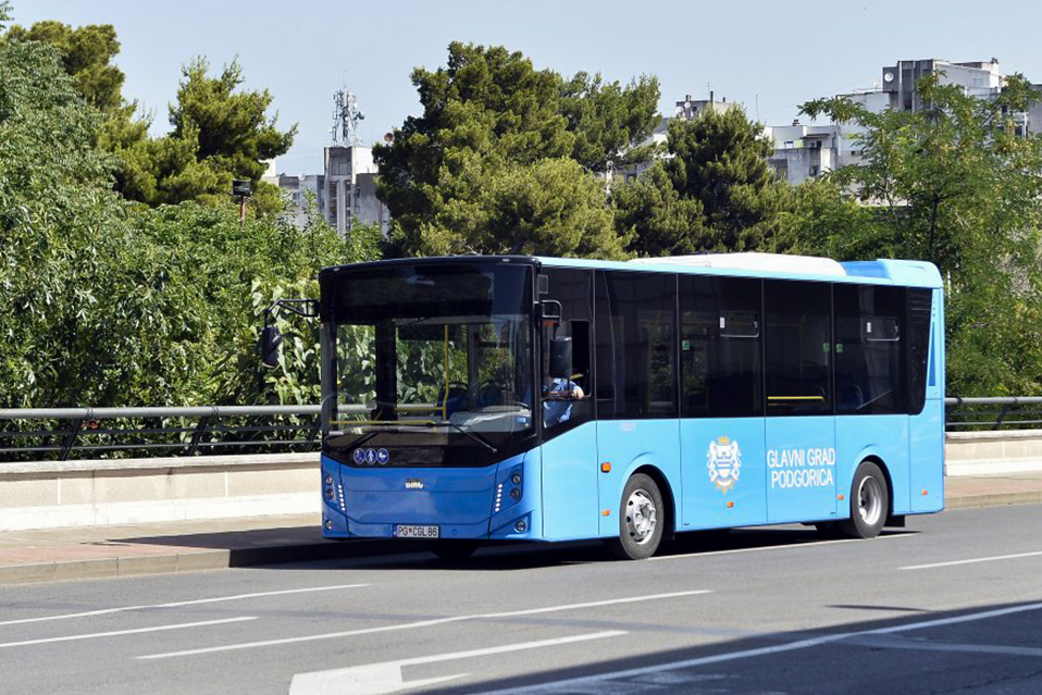Bus